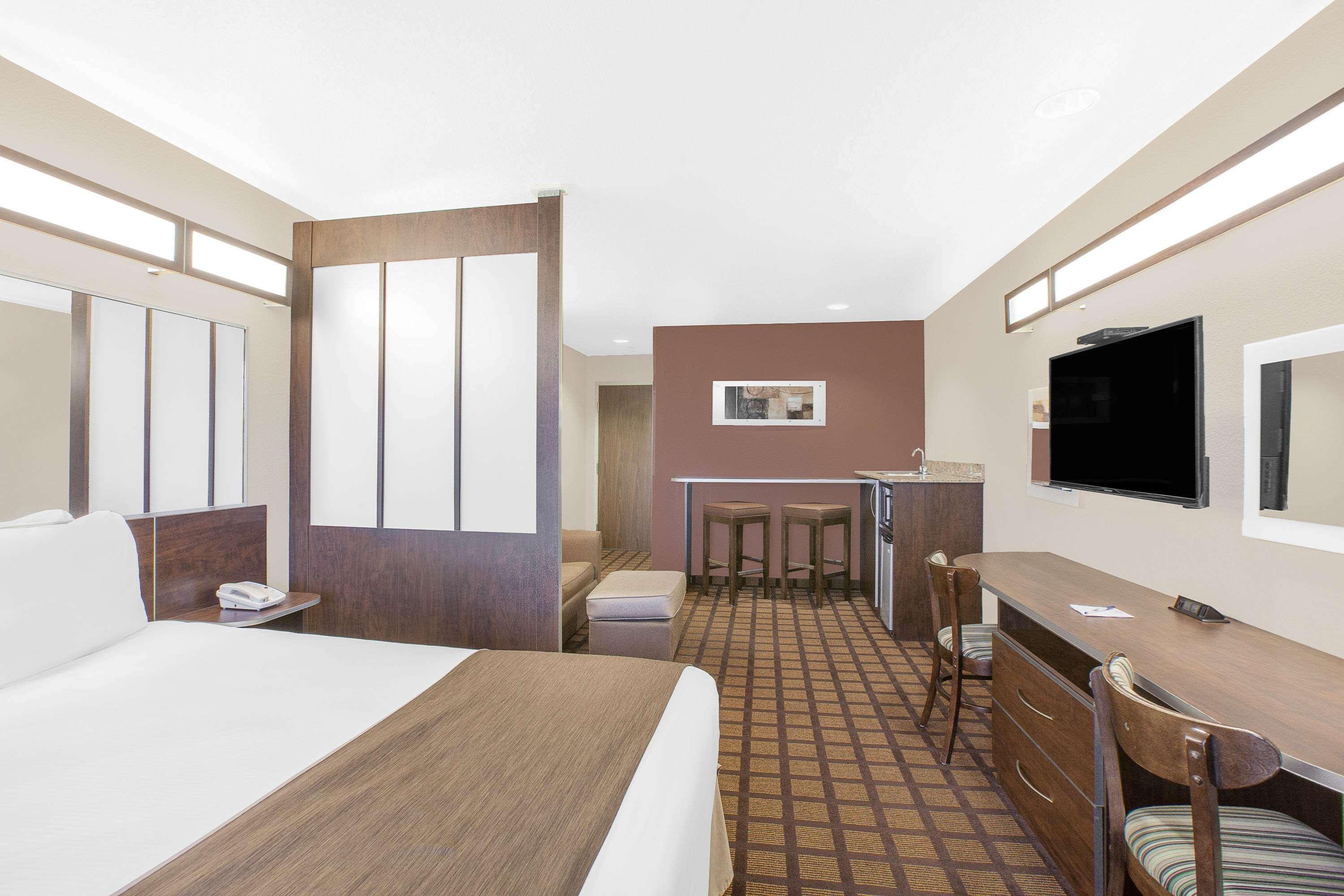 Microtel Inn & Suites By Wyndham Конуей Екстериор снимка
