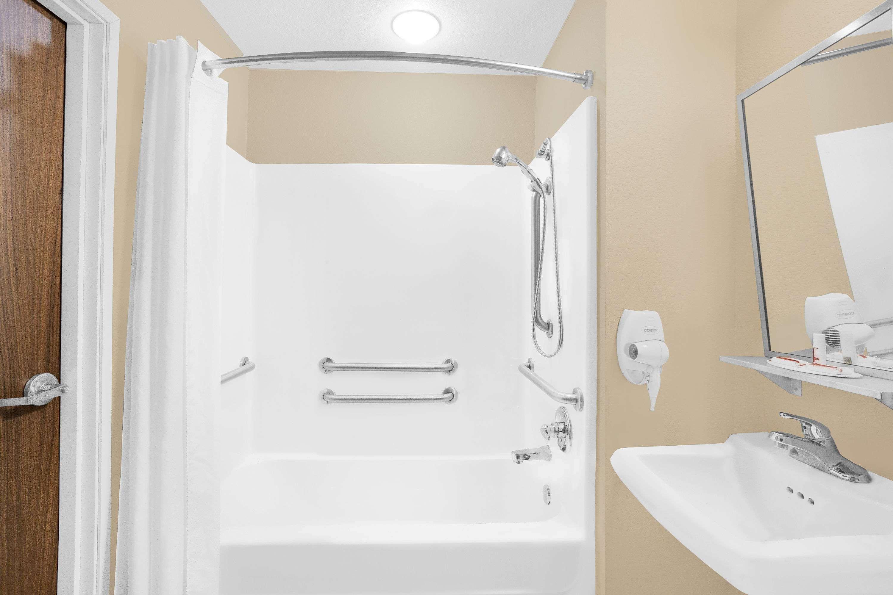 Microtel Inn & Suites By Wyndham Конуей Екстериор снимка